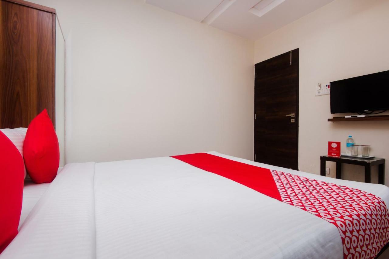 Hotel Park Inn Vasai-Virar City Exteriör bild