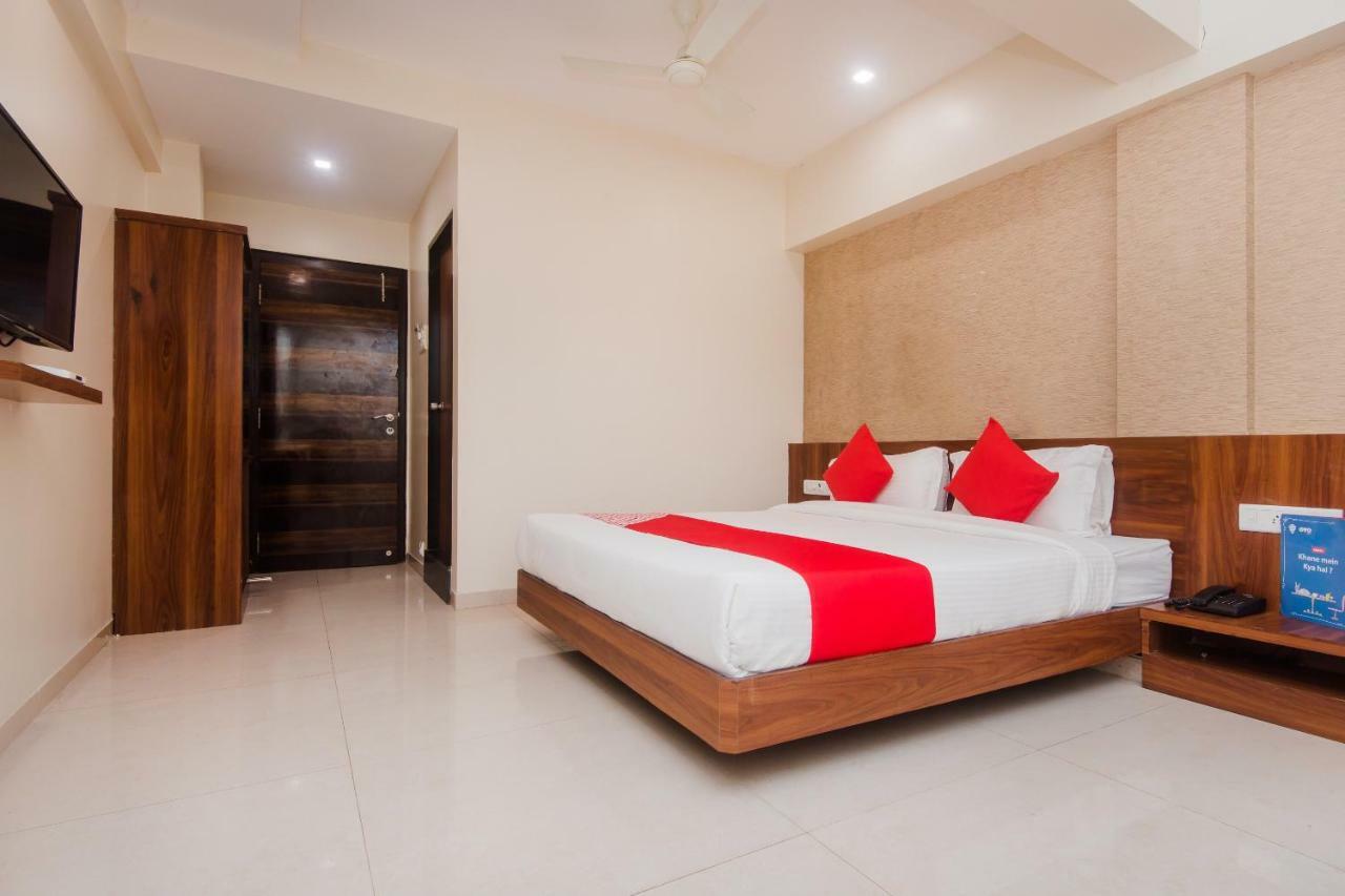 Hotel Park Inn Vasai-Virar City Exteriör bild